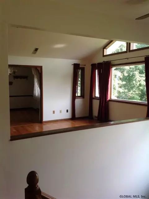 100 Harris Rd, Waterford, NY 12188 photo 8