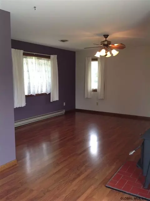 100 Harris Rd, Waterford, NY 12188 photo 9