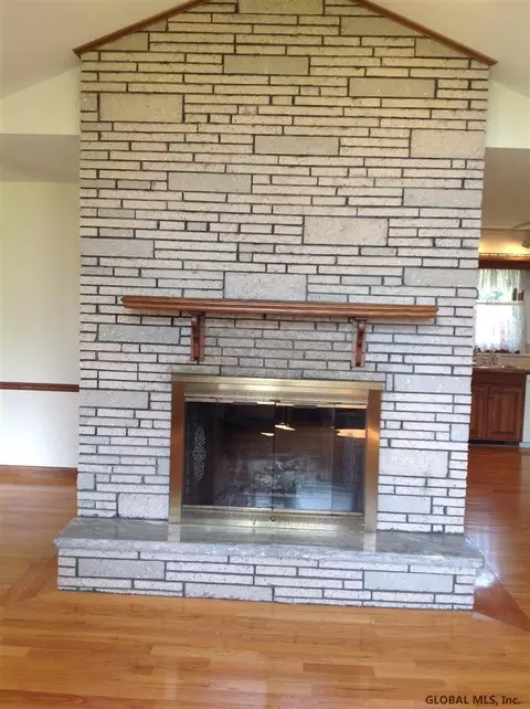 100 Harris Rd, Waterford, NY 12188 photo 7