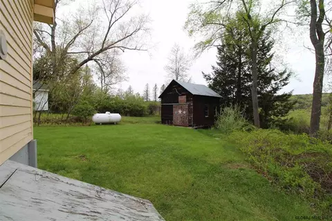 23 Pine St, Corinth, NY 12822 photo 22