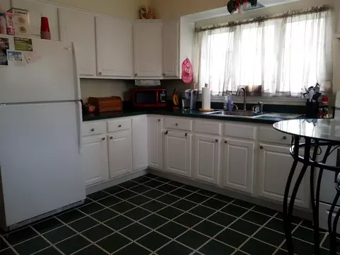 732 Decamp Ave, Schenectady, NY 12309 photo 5