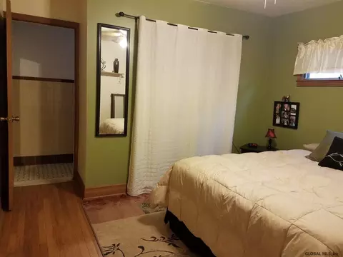 732 Decamp Ave, Schenectady, NY 12309 photo 7