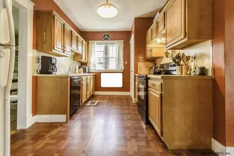 444 Delaware Ave, Delmar, NY 12054 photo 6