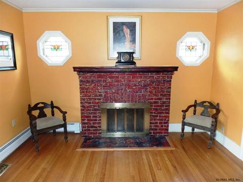 727 Hampton Ave, Schenectady, NY 12309 photo 2