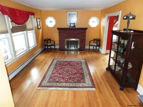 727 Hampton Ave, Schenectady, NY 12309 photo 5