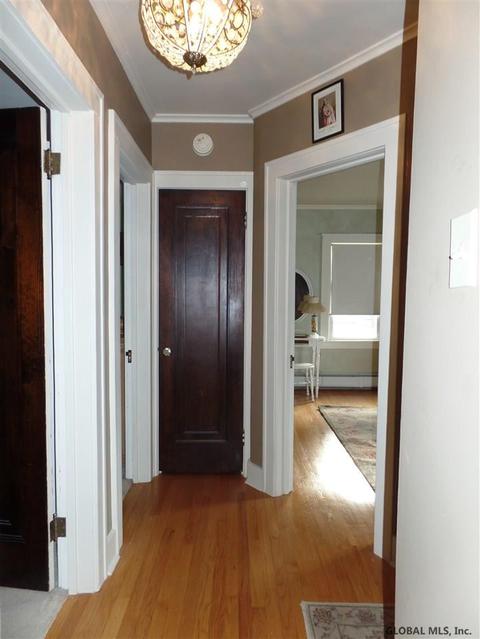 727 Hampton Ave, Schenectady, NY 12309 photo 13