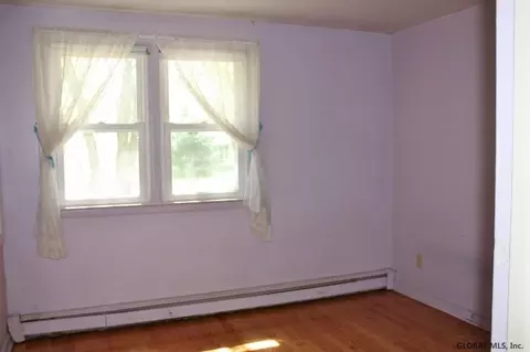 56 Hite Ct, Schenectady, NY 12303 photo 10