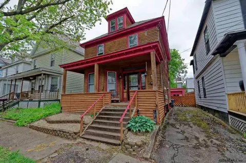 34 Willow Ave, Schenectady, NY 12304 photo 1