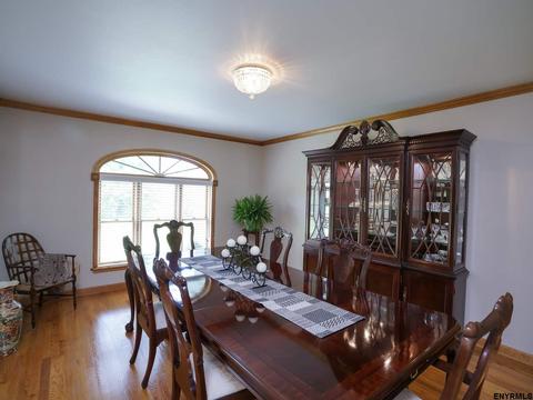 113 Saddlebrook La, Schenectady, NY 12302 photo 9