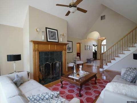 113 Saddlebrook La, Schenectady, NY 12302 photo 13