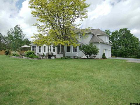 113 Saddlebrook La, Schenectady, NY 12302 photo 1