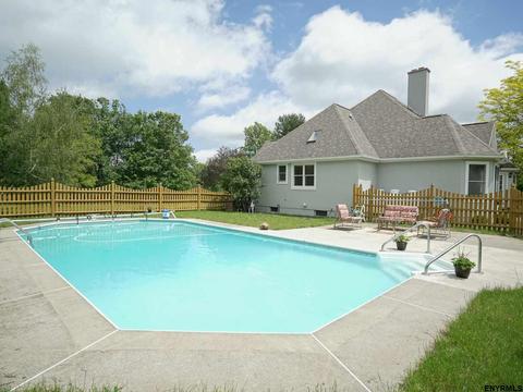 113 Saddlebrook La, Schenectady, NY 12302 photo 22