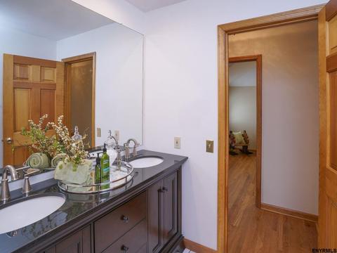 113 Saddlebrook La, Schenectady, NY 12302 photo 20
