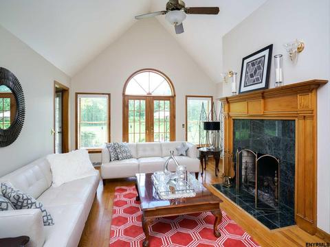 113 Saddlebrook La, Schenectady, NY 12302 photo 11