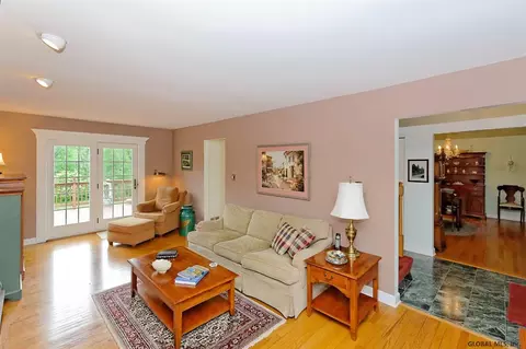 3971 Consaul Rd, Schenectady, NY 12304 photo 4