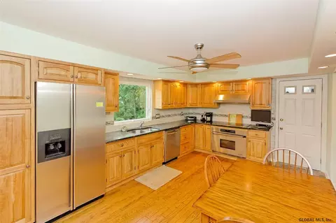 3971 Consaul Rd, Schenectady, NY 12304 photo 6