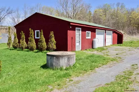 493 Flat Creek Rd, Sprakers, NY 12166 photo 23