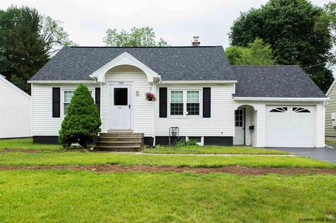 1029 Eugene Dr, Schenectady, NY 12303 photo 1