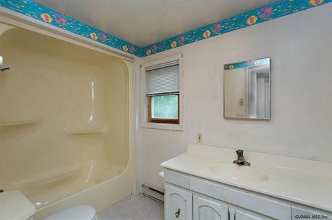 1029 Eugene Dr, Schenectady, NY 12303 photo 16