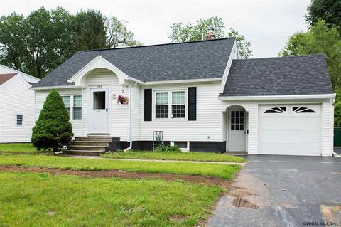 1029 Eugene Dr, Schenectady, NY 12303 photo 2