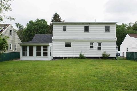 1029 Eugene Dr, Schenectady, NY 12303 photo 4