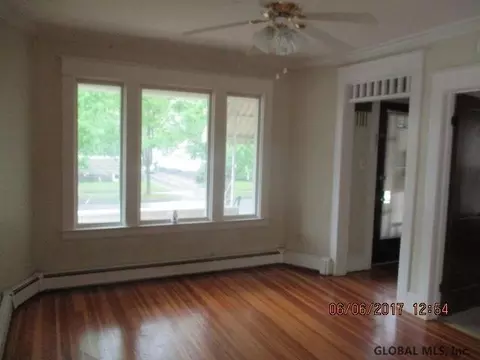 1537 Rutgers St, Schenectady, NY 12303 photo 8