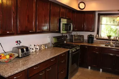 15 Lower Prospect St, Mohawk, NY 12068 photo 8