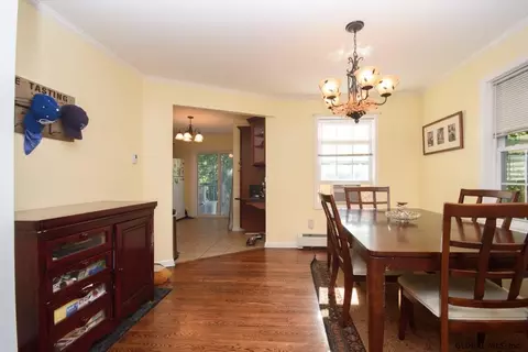 224 River Rd, Glenmont, NY 12077 photo 3