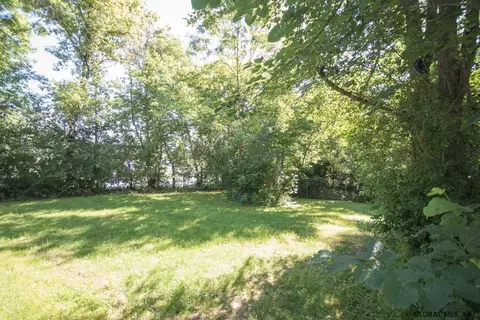 224 River Rd, Glenmont, NY 12077 photo 18