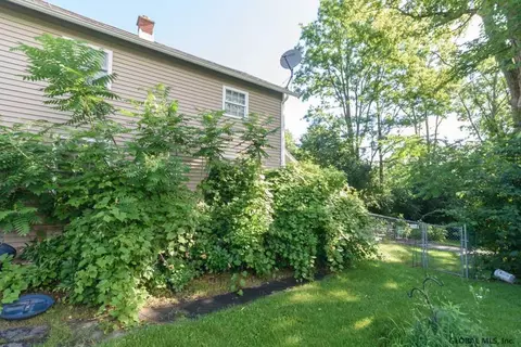 224 River Rd, Glenmont, NY 12077 photo 13
