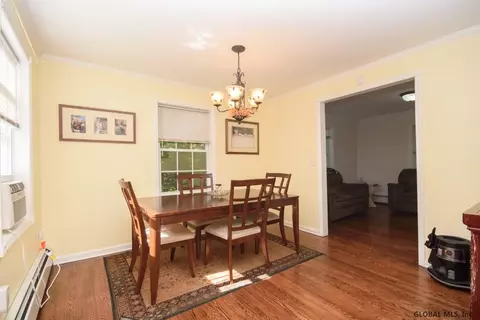 224 River Rd, Glenmont, NY 12077 photo 2