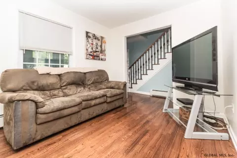 224 River Rd, Glenmont, NY 12077 photo 4