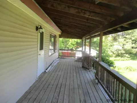 31 Thomas Rd, Comstock, NY 12821 photo 4