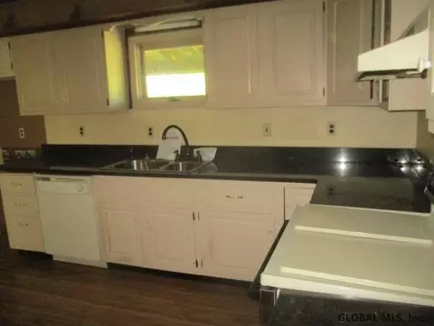 31 Thomas Rd, Comstock, NY 12821 photo 7