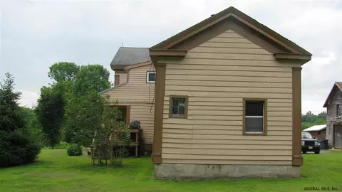 121 Commons Rd, Fonda, NY 12068 photo 7