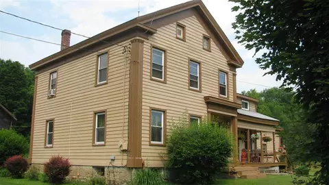 121 Commons Rd, Fonda, NY 12068 photo 3