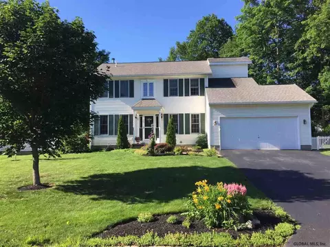 71 Henderson Rd, Glenmont, NY 12077 photo 1