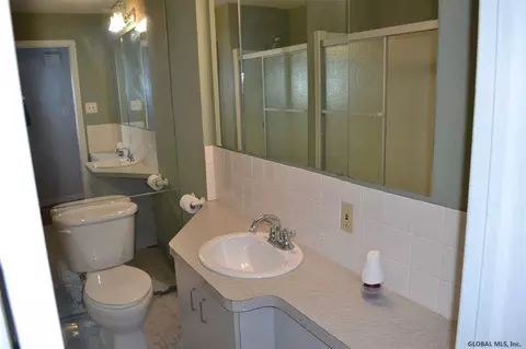 3045 E Lydius St, Schenectady, NY 12303 photo 7