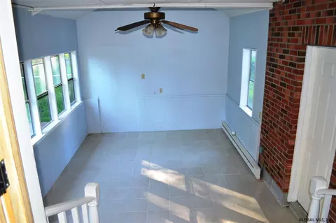 3045 E Lydius St, Schenectady, NY 12303 photo 6