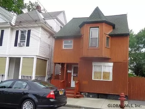 32 Catherine St, Schenectady, NY 12307 photo 1