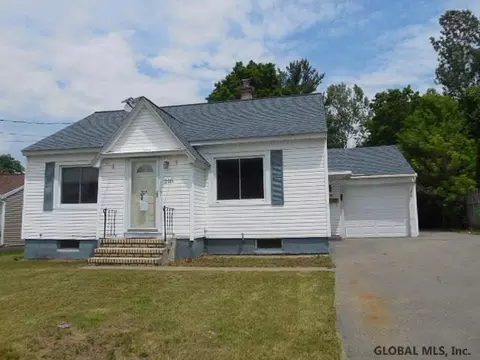 2901 Windermere Rd, Schenectady, NY 12304 photo 1