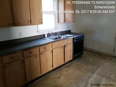 1328 Hodgson St, Schenectady, NY 12303 photo 6