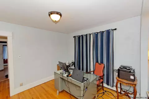 1916 Broad St, Schenectady, NY 12306 photo 5