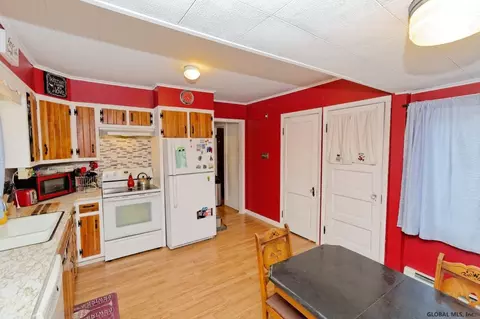 1916 Broad St, Schenectady, NY 12306 photo 14