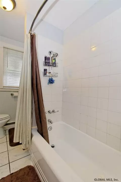 1916 Broad St, Schenectady, NY 12306 photo 18
