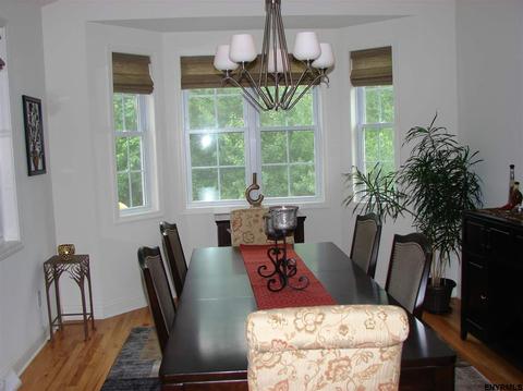 15 Milltowne Dr, Waterford, NY 12188 photo 8