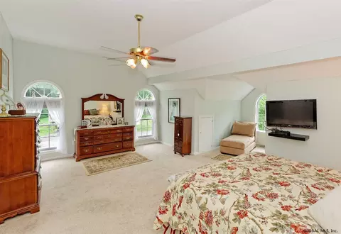 21 Mann Blvd, Clifton Park, NY 12065 photo 13