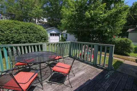1049 Eastern Ave, Schenectady, NY 12308 photo 4