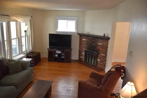 1049 Eastern Ave, Schenectady, NY 12308 photo 6