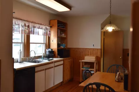 1049 Eastern Ave, Schenectady, NY 12308 photo 10